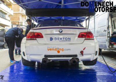 Outletvending patrocinador de Domenech Motorsport