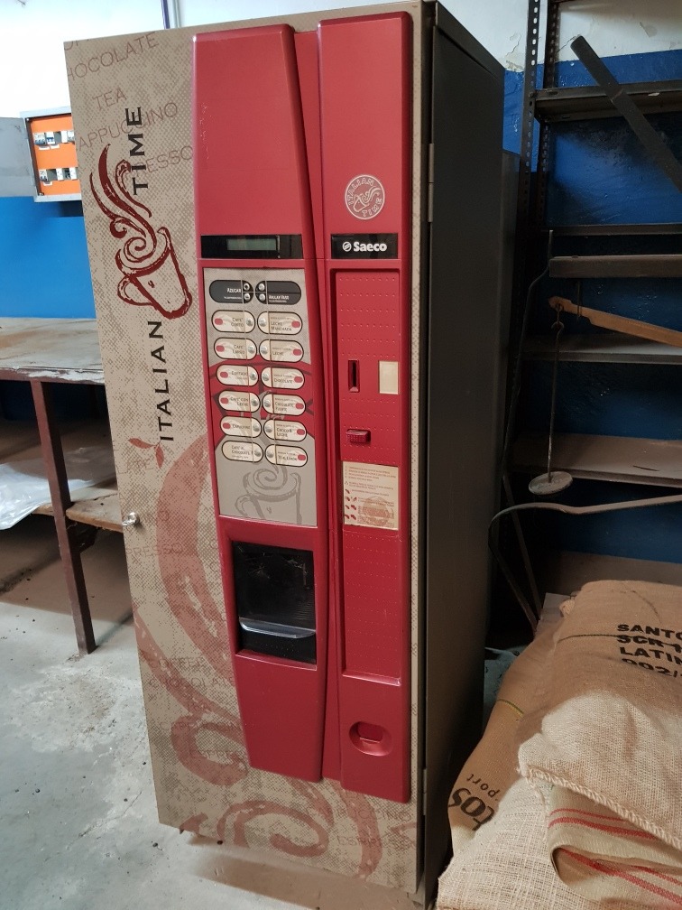 Máquina de Cafés y bebidas calientes Saeco Cristallo 400